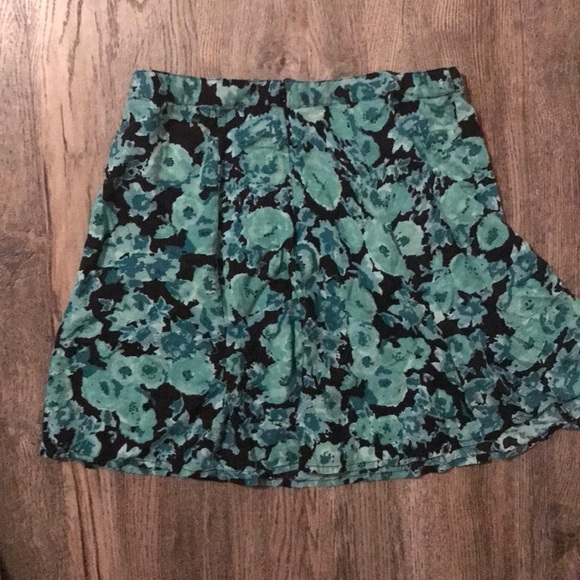 Volcom Skater Skirt Green/Black Floral Small - Picture 5 of 6